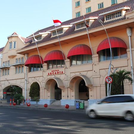 Arcadia Surabaya Hotel Εξωτερικό φωτογραφία