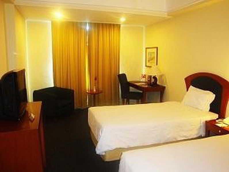 Arcadia Surabaya Hotel Εξωτερικό φωτογραφία
