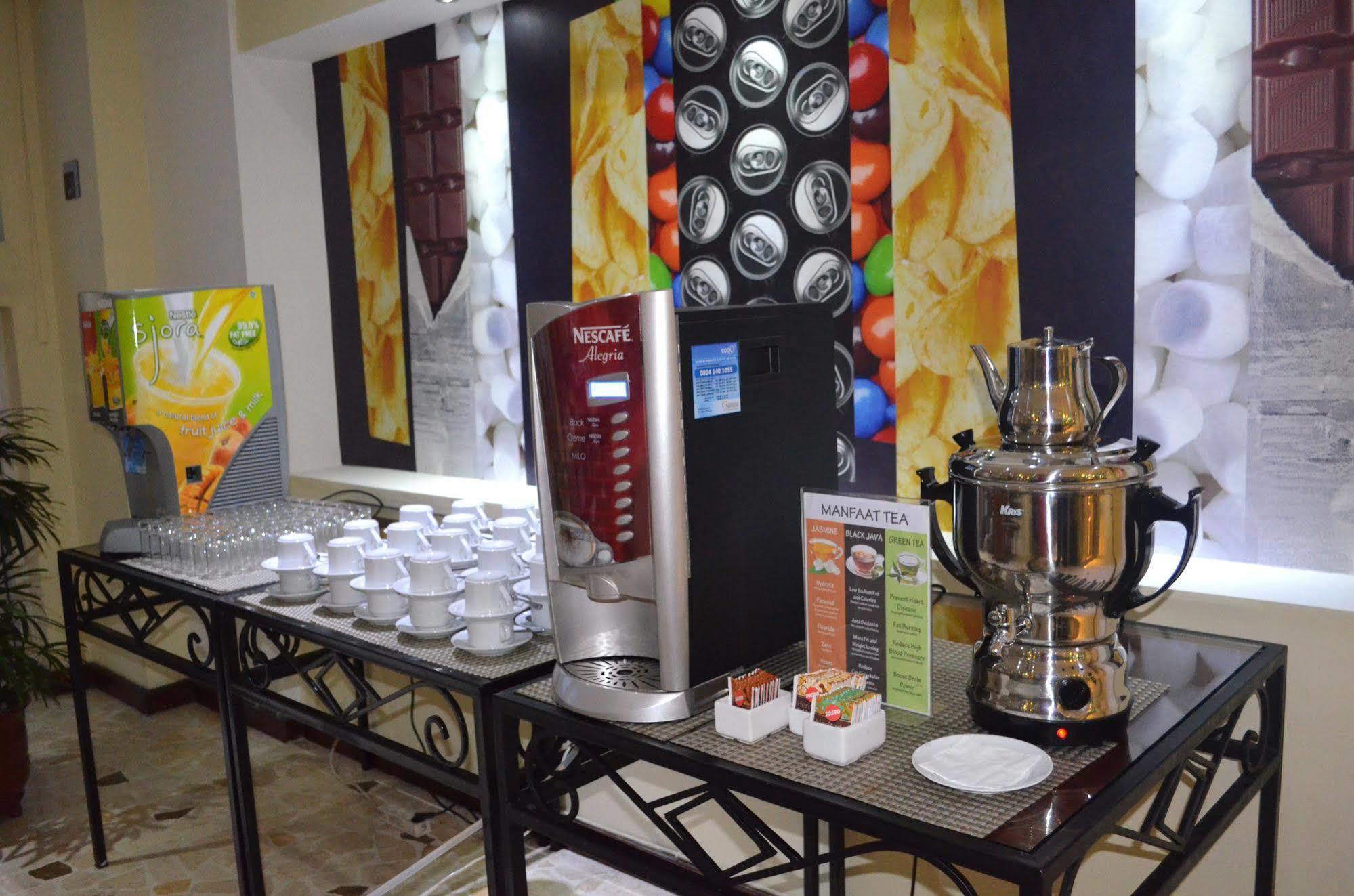 Arcadia Surabaya Hotel Εξωτερικό φωτογραφία