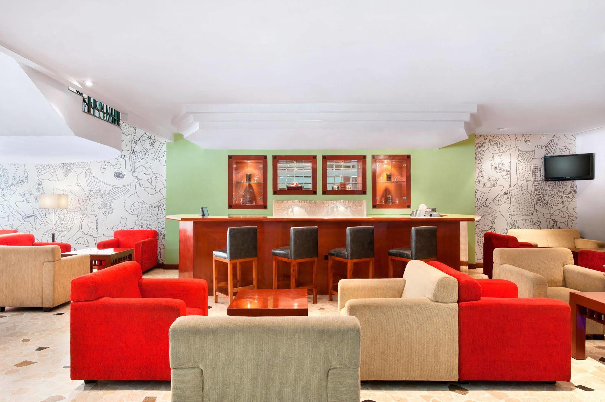 Arcadia Surabaya Hotel Εξωτερικό φωτογραφία