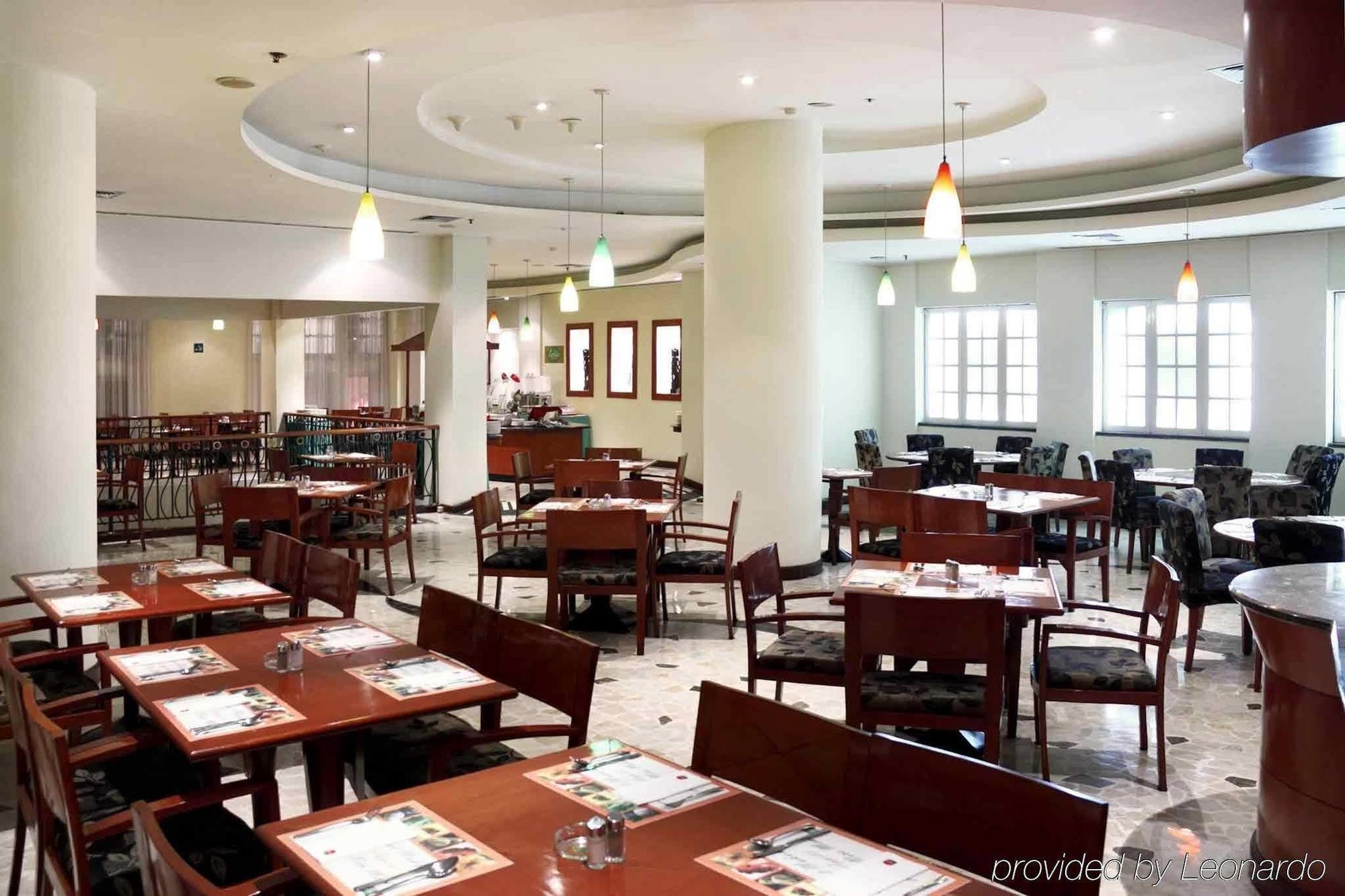 Arcadia Surabaya Hotel Εξωτερικό φωτογραφία