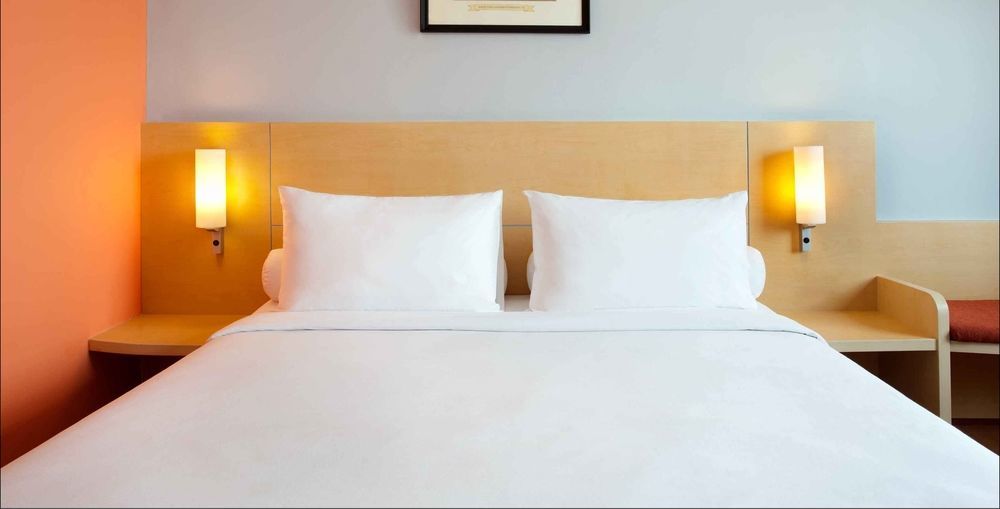Arcadia Surabaya Hotel Εξωτερικό φωτογραφία