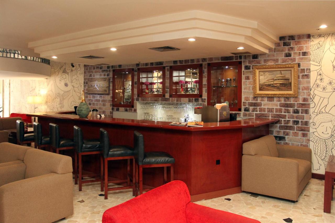 Arcadia Surabaya Hotel Εξωτερικό φωτογραφία
